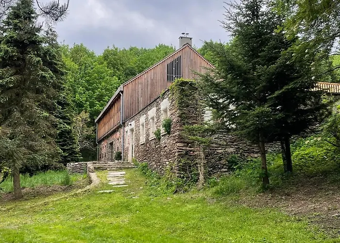 Gonna Dom W Gorach Holiday home Gniewoszow (Lower Silesia)